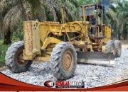 Gerak Cepat Bupati Toha Jalan Rusak Menuju Muara Bahar Tuntas Diperbaiki Lewat Gotong Royong
