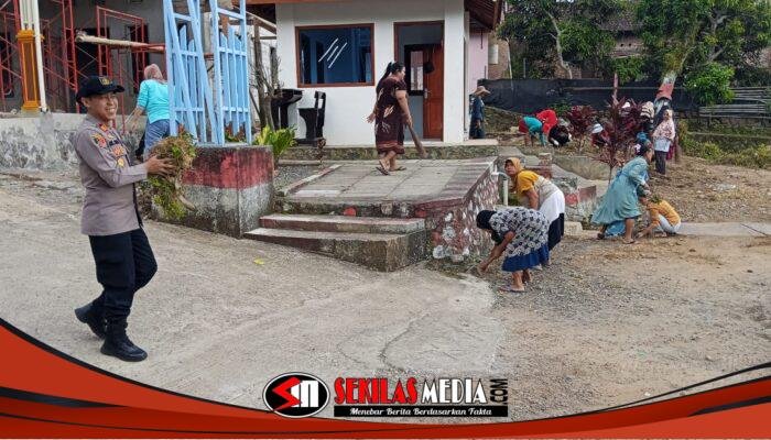 Jelang Hari Bhayangkara, Polsek Pacet Perkuat Gotong Royong Bersama Warga Dusun Podo