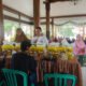 BULOG Mojokerto Salurkan Bantuan Pangan untuk 631 Keluarga Penerima di Desa Pagerluyung