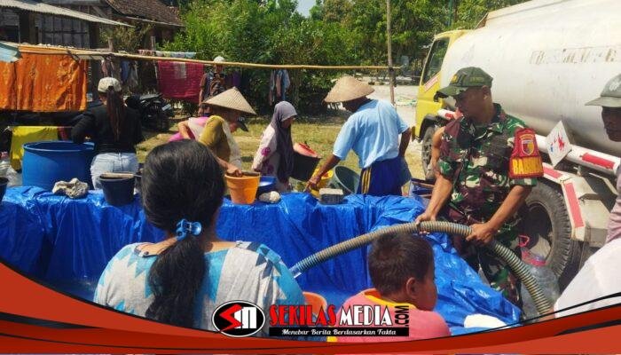 Kodim 0813 Bojonegoro Distribusikan 16 Ribu Liter Air Bersih untuk Warga Terdampak Kekeringan