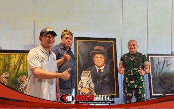 Danrem 082/CPYJ Apresiasi Karya Seniman Lokal, Boyong Lukisan Presiden Prabowo dari Pameran di Sunrise Mall
