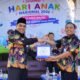 Peringati Hari Anak Nasional, Wali Kota Probolinggo Serahkan Bantuan Alat Tulis untuk Siswa SMPN 6
