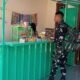 Seteguk Kesegaran di Kios Mbak Ika: Cara Satgas TMMD 129 Bojonegoro Hidupkan Ekonomi Warga