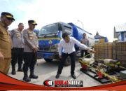 Dari Sungai ke DaratPolda Sumsel Putus Mata Rantai Mafia Migas dengan Amankan Kapal, Truk, dan 1,2 Juta Liter BBM