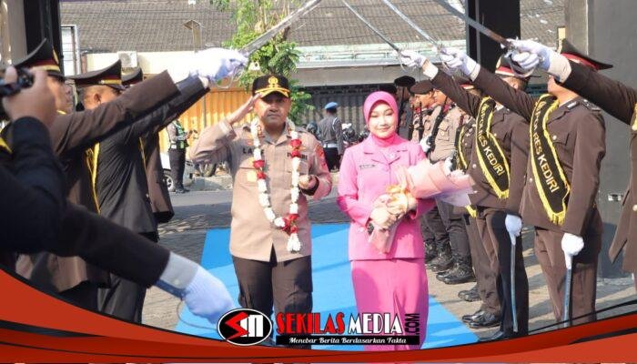 AKBP Latif Resmi Pimpin Polres Kediri, Siap Lanjutkan Fondasi Prestasi