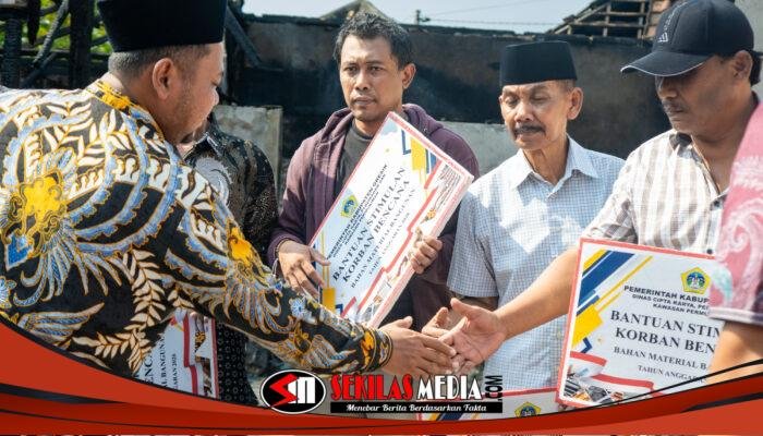 Pascakebakaran Sembayat, Pemkab Gresik Berikan Bantuan Stimulan Material Bangunan