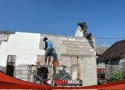 Sentuhan Warna Baru untuk Impian Pak Koko: Satgas TMMD 129 Bojonegoro Pacu Finishing RTLH di Desa Kesongo