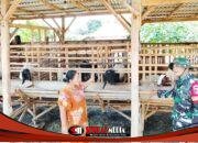 TMMD 129 Bojonegoro: Babinsa Kesongo ‘Sentuh Hati’ Peternak Kambing