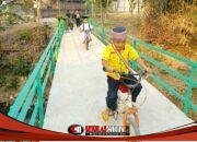 Senyum Nyaring di Atas Jembatan TMMD 129 Bojonegoro Brang Etan: Buat Ibu-Ibu dan Santri Cilik Bernapas Lega