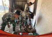 Ukir Senyum Ibu Wagini: Anggota Satgas Kebut Pembersihan dan Finishing Sebelum TMMD 129 Bojonegoro Usai