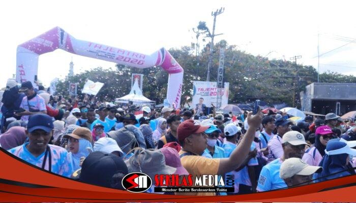 Gus Fawait Jalan Bareng 30 KM Tanggul – Jember bersama 25 ribu peserta