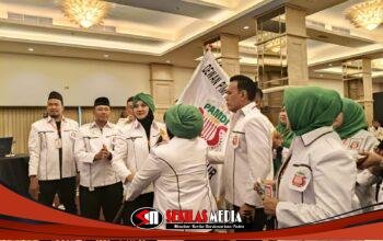 Elvira Resmi Pimpin PAMDI Jatim, Dikukuhkan Rhoma Irama Secara Virtual