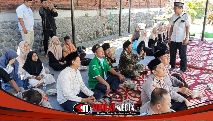 Maulid Nabi di Polsek Pacet, Sabuk Kamtibmas Bersatu dan Santuni Anak Yatim