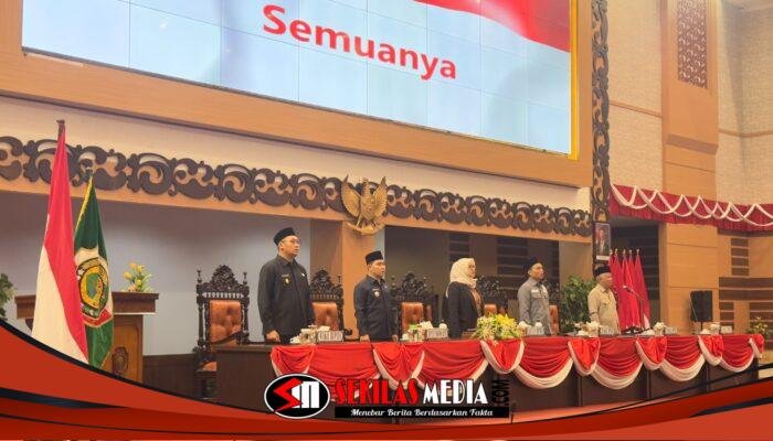 Bupati dan Wabup Mojokerto Hadiri Paripurna Pandangan Umum Perubahan APBD 2026