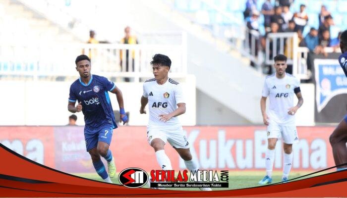 Usai Raih Young Player of the Week, Zanadin Fariz Kembali Raih Penobatan Sebagai POTM Derby Jatim Arema FC vs Persik
