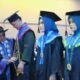 Dari Kampus Ke Universitas Sjakhyakirti Masyarakat Rektor Tekankan Adaptasi Era Society 5.0 Bagi 357 Alumni Baru