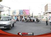 Tuntutan Pendemo Diakomodasi, Jalan Samanhudi Jember Kembali Arah Selatan ke Utara