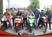 Kapolres Gresik Kembalikan Motor Curian kepada Korban, Dua Pelaku Dibekuk Kurang dari 24 Jam