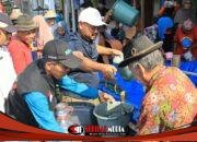 Pemkab Gresik Salurkan 7 Tangki Air Bersih untuk135 KK Terdampak Kekeringan