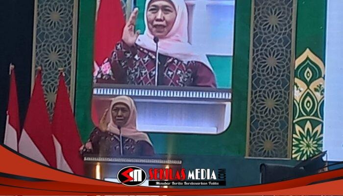 Khofifah Hadiri Wisuda UAC ke-VII di Pacet, Apresiasi Dedikasi Amanatul Ummah