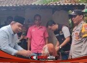 Susuri Jalan Setapak Ekstrim, Gus Fawait ketuk Pintu Rumah Lansia yang Tak Mampu Berobat