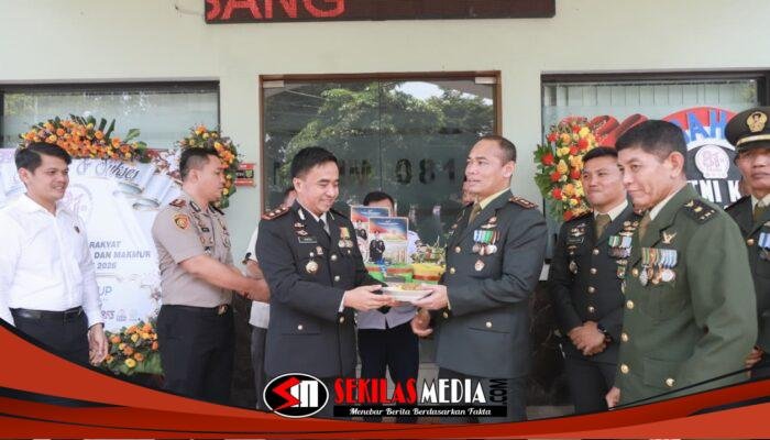 HUT TNI ke-81, Kapolres Jombang Beri Kejutan ke Kodim 0814, Sat Radar 405 dan Subdenpom