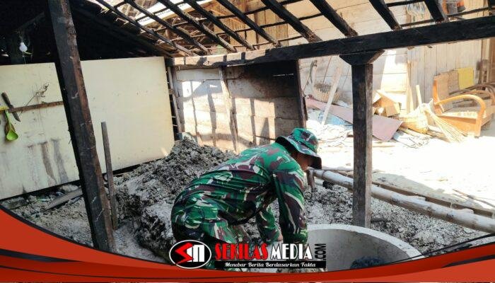TMMD ke-130 Kodim Jombang Bangun MCK Layak bagi Warga Kurang Mampu di Desa Klitih