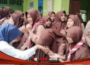 Terinspirasi Gaya Kepemimpinan Wabup Mimik, MTsN 4 Sidoarjo Kembangkan Budaya Literasi Lewat Karya Tulis