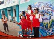 Baiq Aisyah Buka Perolehan Medali Kota Mojokerto dengan Emas dari Cabor Renang di POPDA XV Jatim